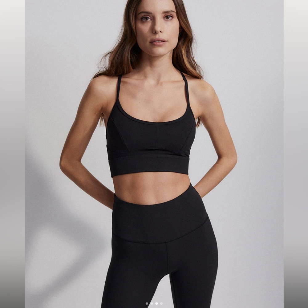 Varley Lets Move Irena Sports Bra - Picture 3 of 6